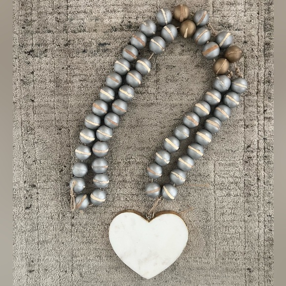 MUD PIE Marble Heart Home Decorative Beads - Silver - Picture 2 of 6